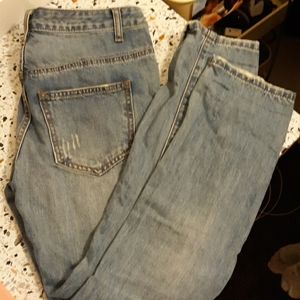 Trendy boutique boyfriend jeans